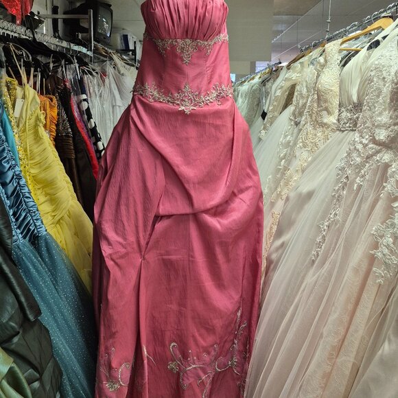 Formal Dress - Picture 2 of 2